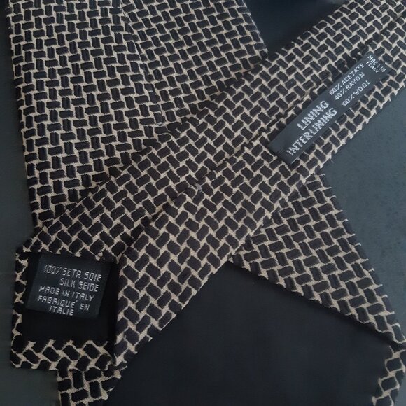 Emporio Armani Silk Men's Tie, White with Black Pattern - Picture 8 of 12